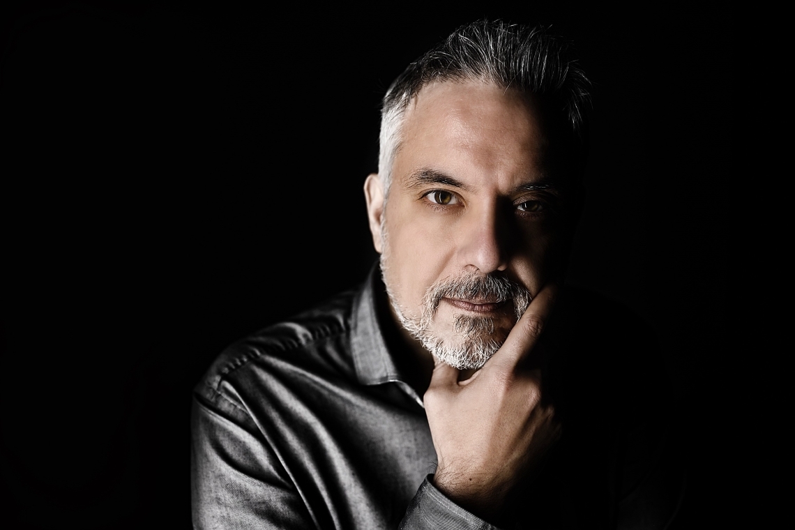 Χρήστος Κοπελούζος: "Κανένα τραγούδι δε μένει στη γωνία, στην Aspect4music είναι αλλιώς" - Μια αποκαλυπτική συνέντευξη